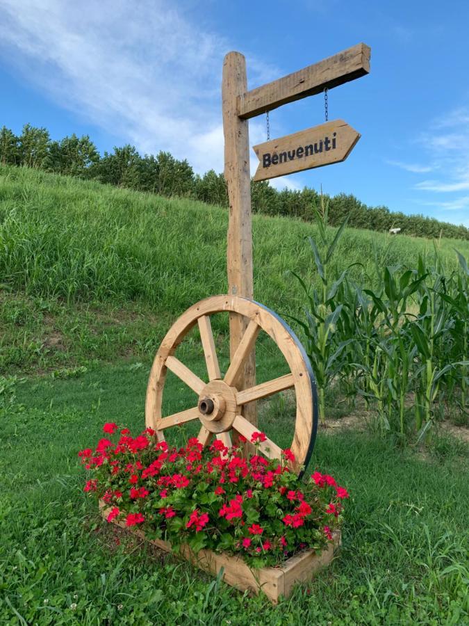 Agriturismo La Bicocca Sermide Eksteriør billede